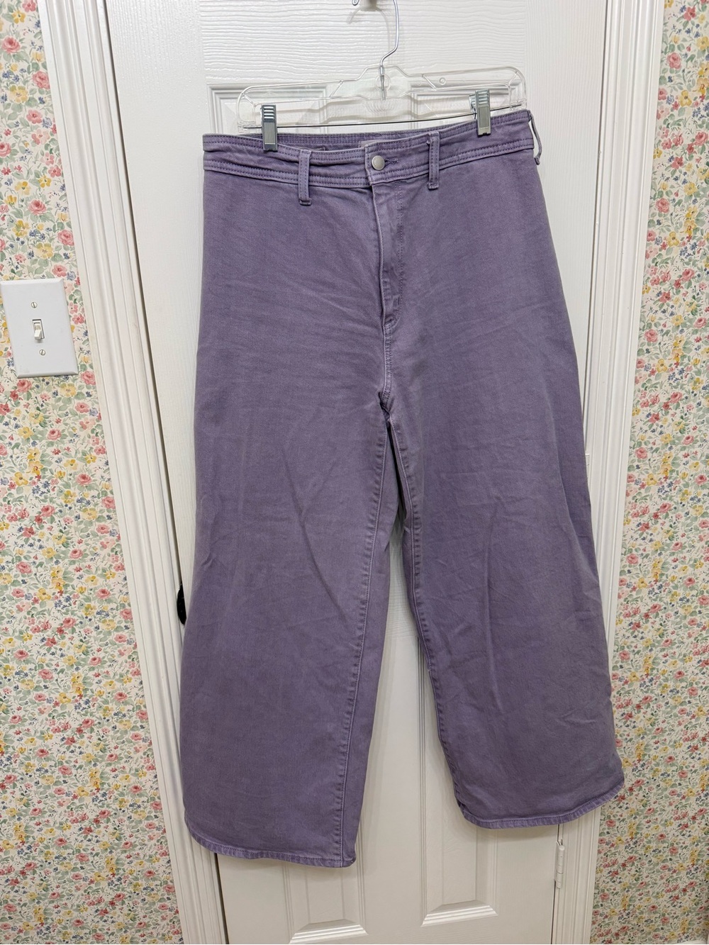 Universal Thread Lavender Wide Leg Jeans